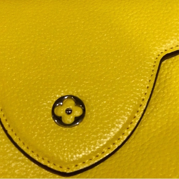 Designer inspired yellow bag - Picture 2 of 12